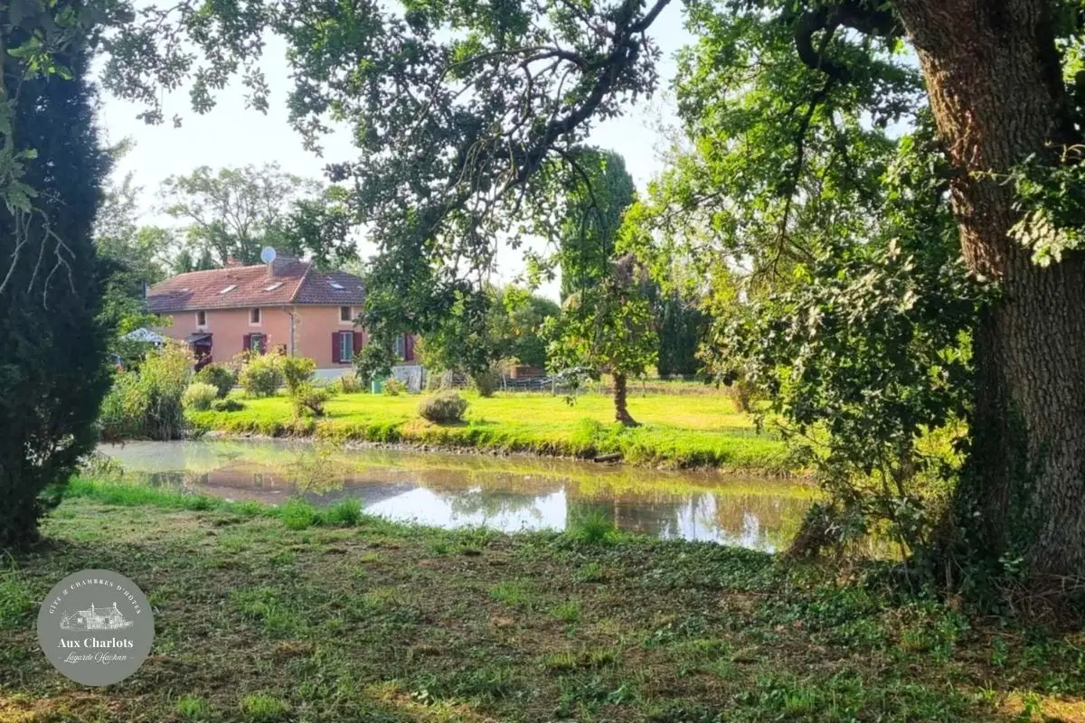 Gîte et chambres d'hôtes Aux Charlots Gers (11)